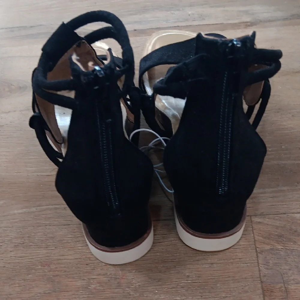 Diba Black and Gold Women's Sandals - Picture 4 of 5